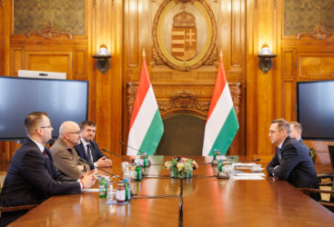 Finance Minister Mihály Varga hosted Luis Sanz and the leaders of the TTP Association in his office